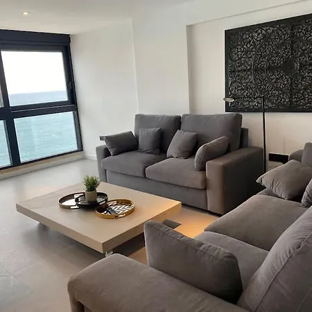 Estupendo Apartamento En Planta 22. 1ª Linea. Apartment