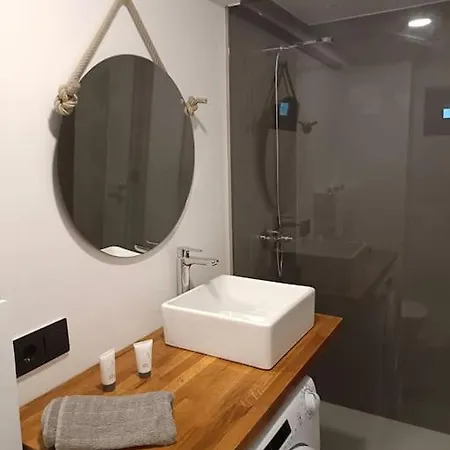 Estupendo Apartamento En Planta 22. 1ª Linea. *